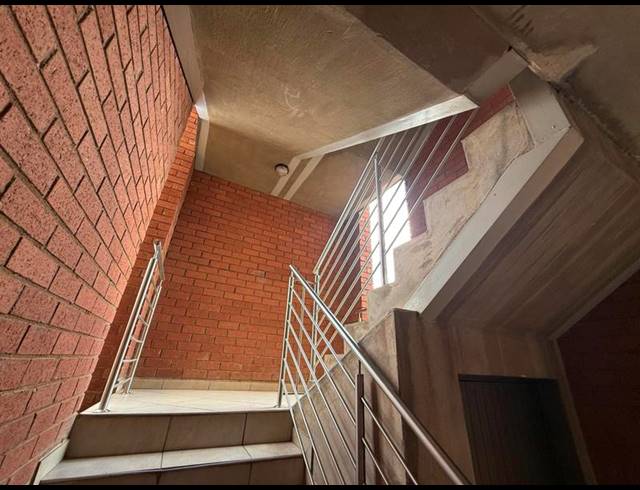 2 BEDROOM APARTMENT FOR SALE IN SUMMERFIELDS ESTATE